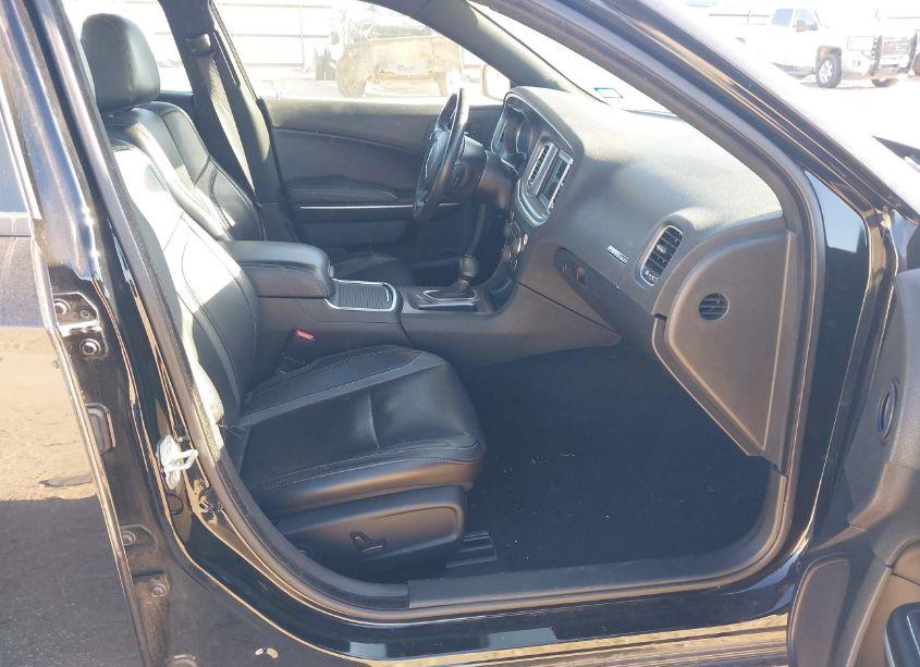 Photo 5 of 2022 Dodge Charger SXT RWD (VIN 2C3CDXBG1NH220176)