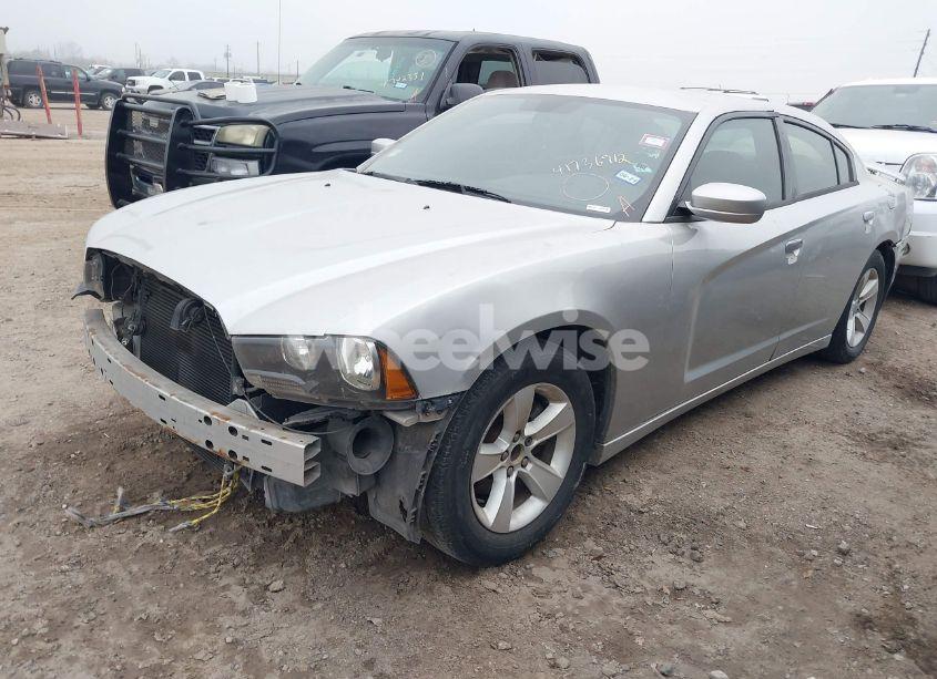 Photo 2 of 2012 Dodge Charger SE (VIN 2C3CDXBG2CH189971)