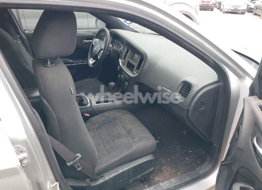 Photo 5 of 2012 Dodge Charger SE (VIN 2C3CDXBG2CH189971)