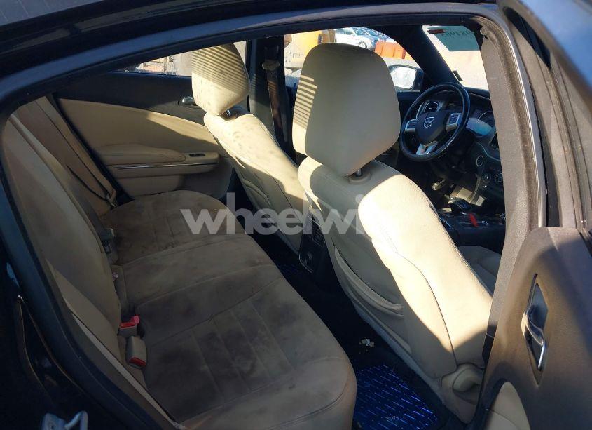 Photo 8 of 2013 Dodge Charger SE (VIN 2C3CDXBG2DH522722)