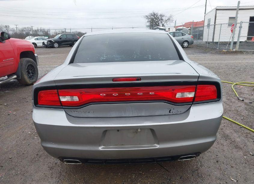 Photo 16 of 2013 Dodge Charger SE (VIN 2C3CDXBG2DH613652)