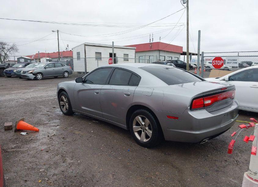 Photo 3 of 2013 Dodge Charger SE (VIN 2C3CDXBG2DH613652)
