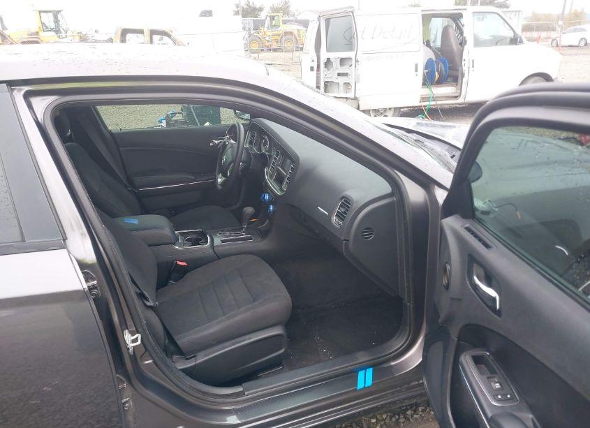 Photo 5 of 2013 Dodge Charger SE (VIN 2C3CDXBG2DH616907)
