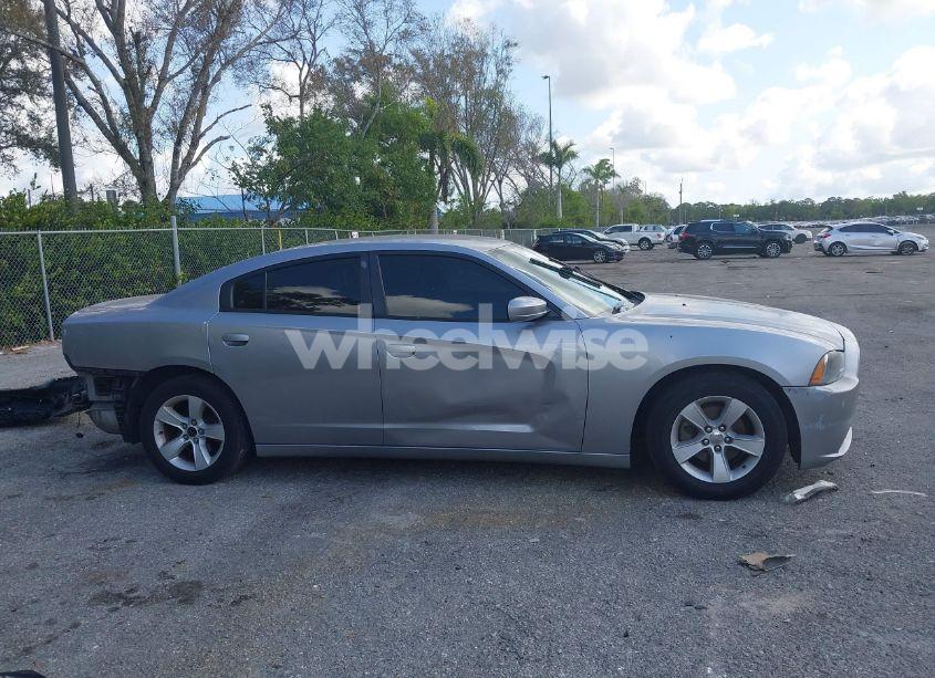 Photo 13 of 2013 Dodge Charger SE (VIN 2C3CDXBG2DH623291)