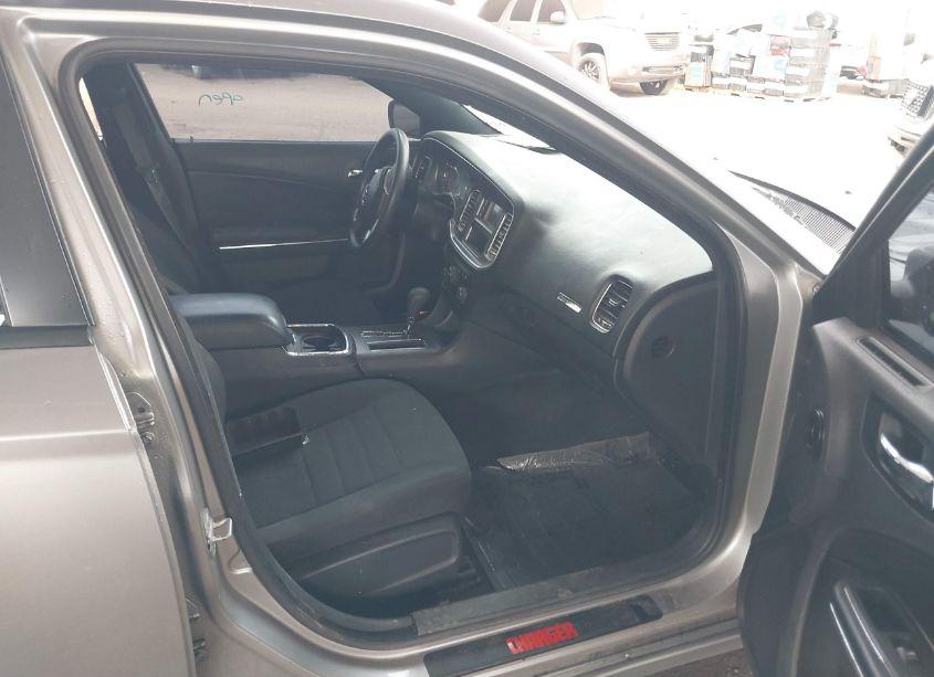 Photo 5 of 2013 Dodge Charger SE (VIN 2C3CDXBG2DH636803)