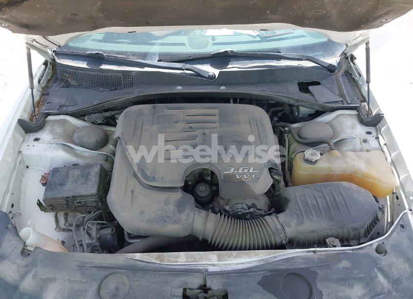 Photo 10 of 2013 Dodge Charger SE (VIN 2C3CDXBG2DH686682)