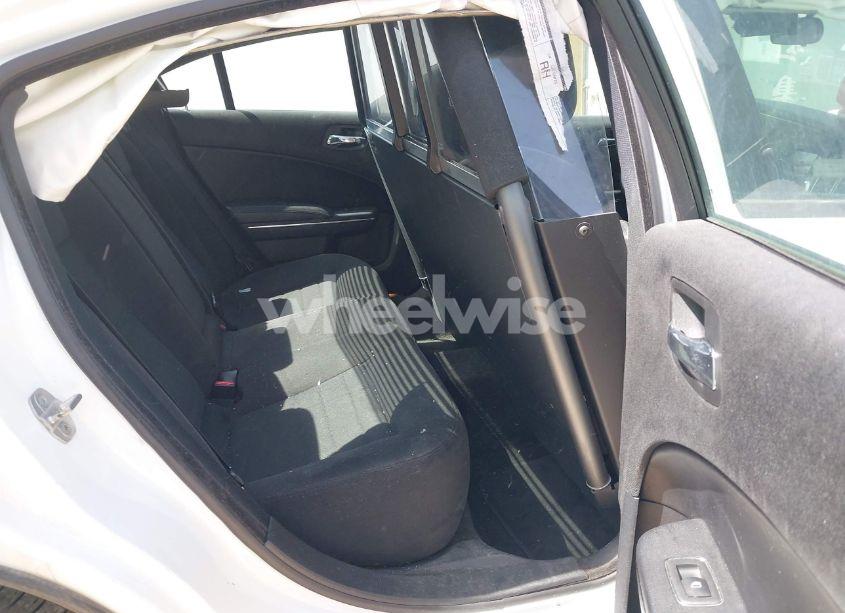 Photo 8 of 2013 Dodge Charger SE (VIN 2C3CDXBG2DH686682)