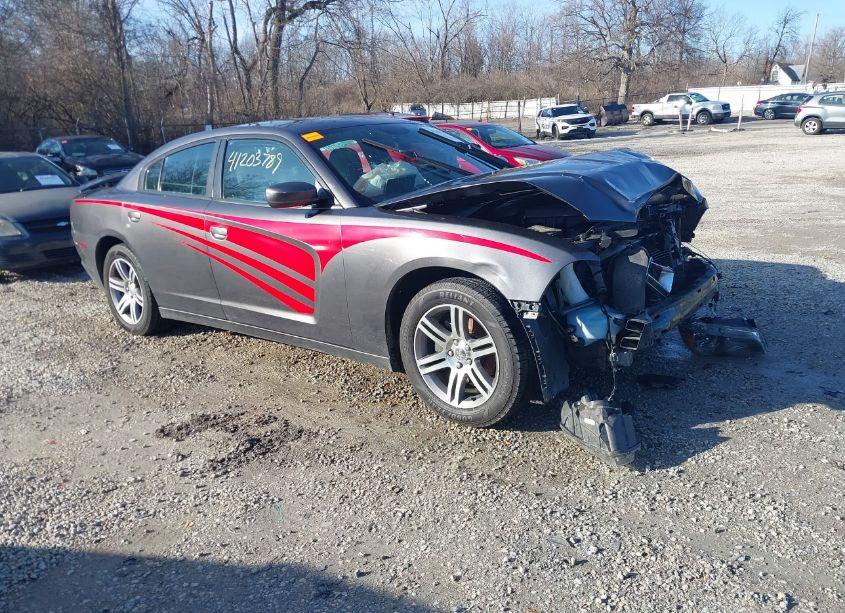 2013 Dodge Charger SE (VIN 2C3CDXBG2DH719860) main photo