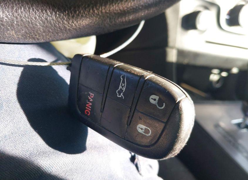 Photo 11 of 2013 Dodge Charger SE (VIN 2C3CDXBG2DH719860)