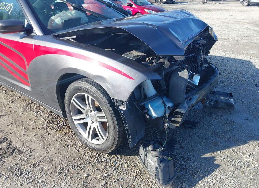 Photo 18 of 2013 Dodge Charger SE (VIN 2C3CDXBG2DH719860)