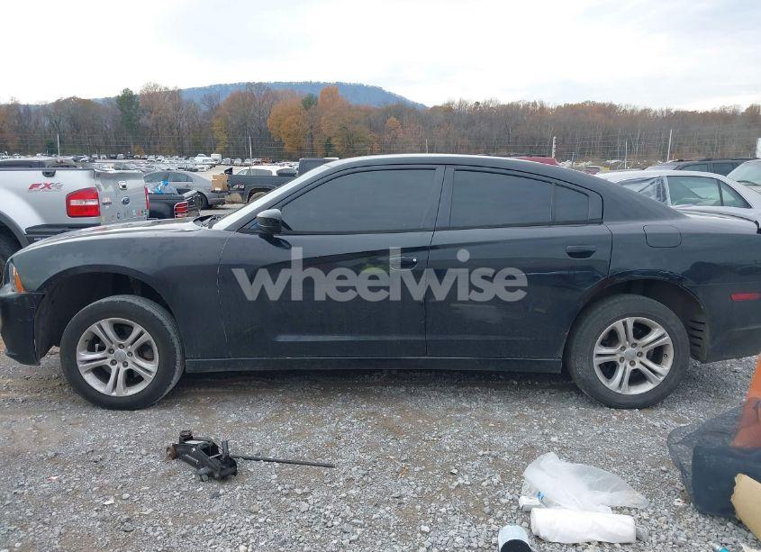 Photo 14 of 2014 Dodge Charger SE (VIN 2C3CDXBG2EH102332)