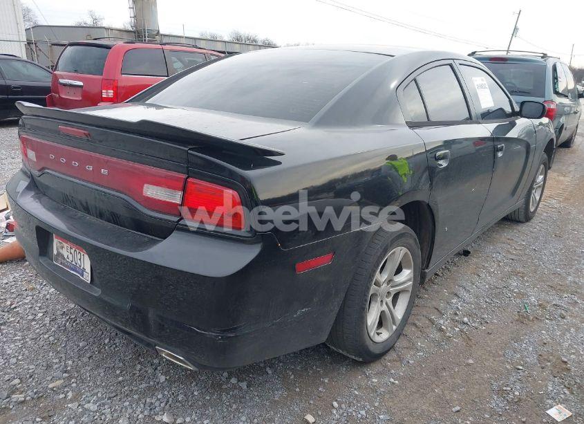 Photo 4 of 2014 Dodge Charger SE (VIN 2C3CDXBG2EH102332)
