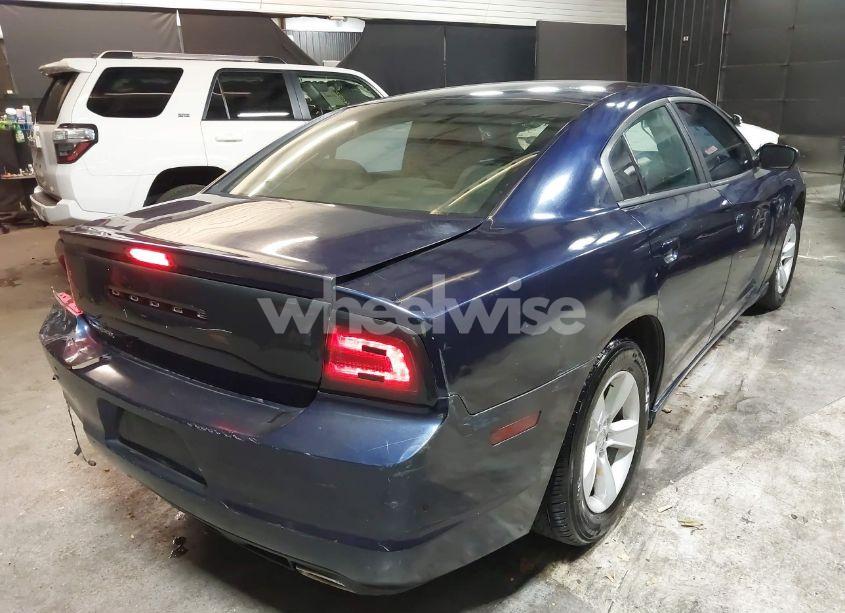 Photo 4 of 2014 Dodge Charger SE (VIN 2C3CDXBG2EH109006)