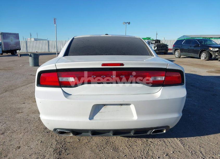 Photo 16 of 2014 Dodge Charger SE (VIN 2C3CDXBG2EH145519)
