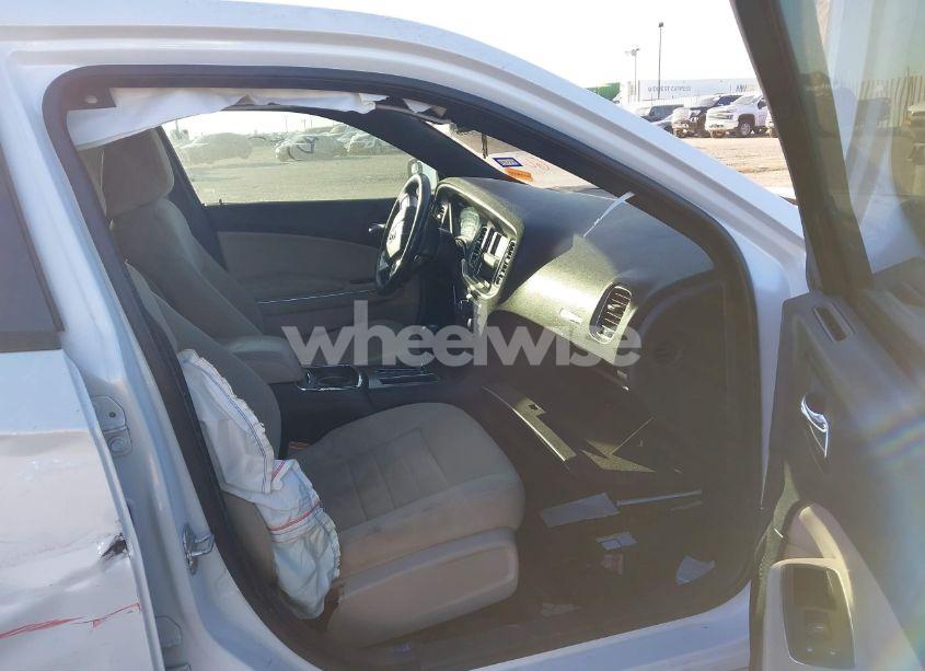 Photo 5 of 2014 Dodge Charger SE (VIN 2C3CDXBG2EH145519)