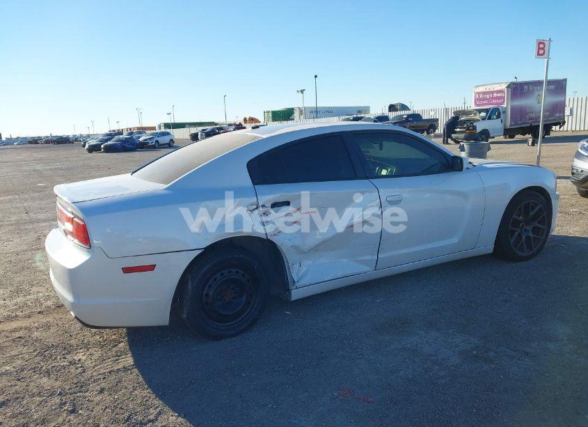 Photo 6 of 2014 Dodge Charger SE (VIN 2C3CDXBG2EH145519)