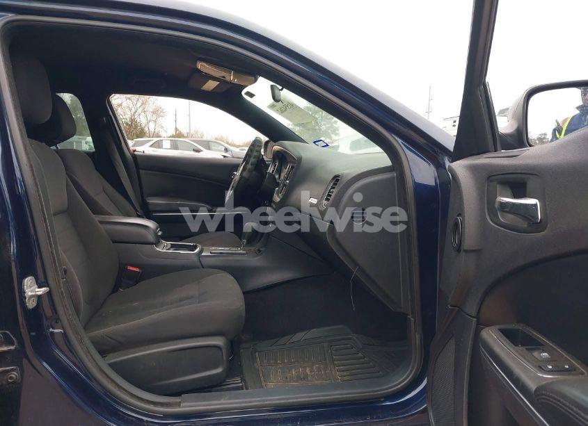 Photo 5 of 2014 Dodge Charger SE (VIN 2C3CDXBG2EH145598)