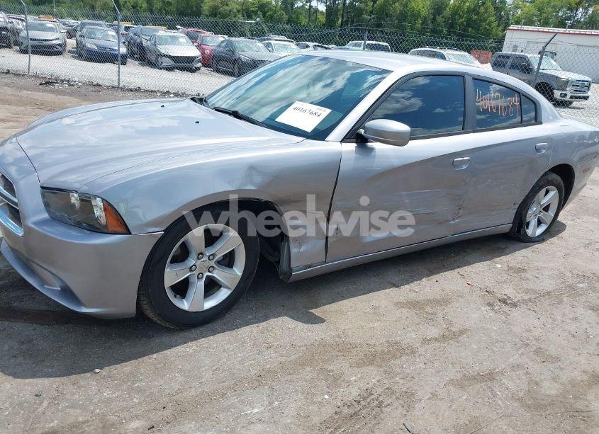 Photo 6 of 2014 Dodge Charger SE (VIN 2C3CDXBG2EH192730)