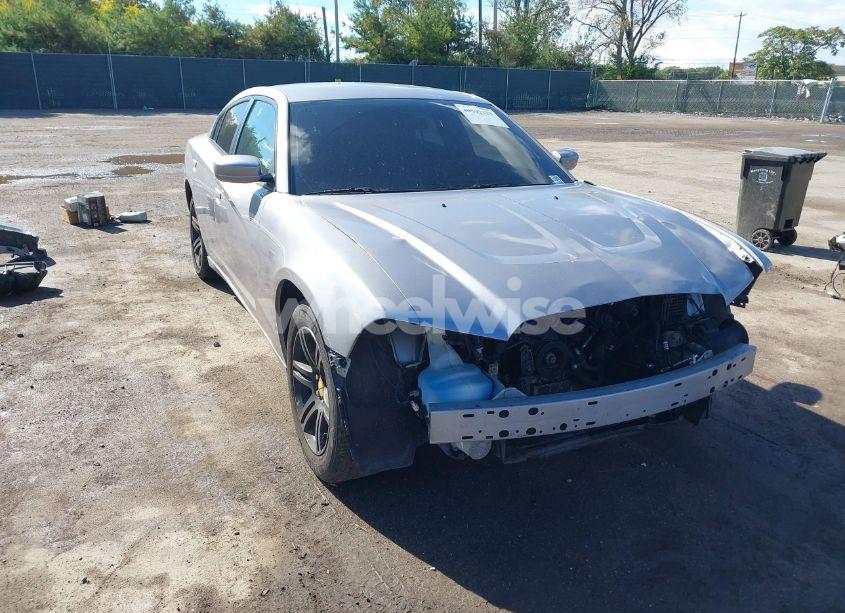 2014 Dodge Charger SE (VIN 2C3CDXBG2EH197913) main photo