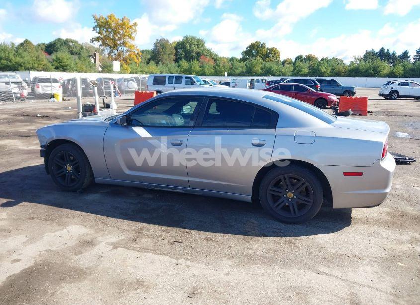 Photo 14 of 2014 Dodge Charger SE (VIN 2C3CDXBG2EH197913)