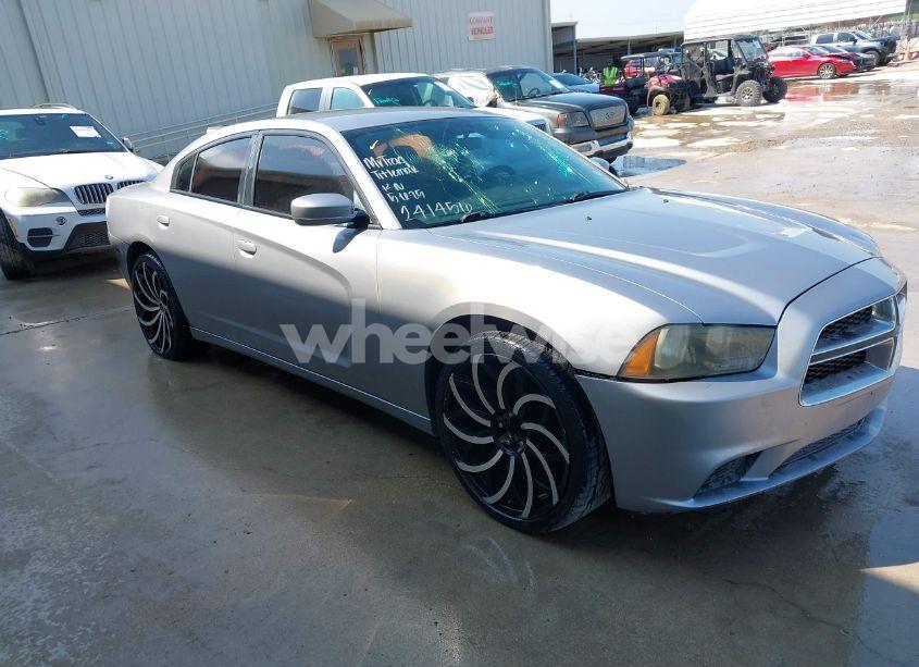 2014 Dodge Charger SE (VIN 2C3CDXBG2EH241456) main photo