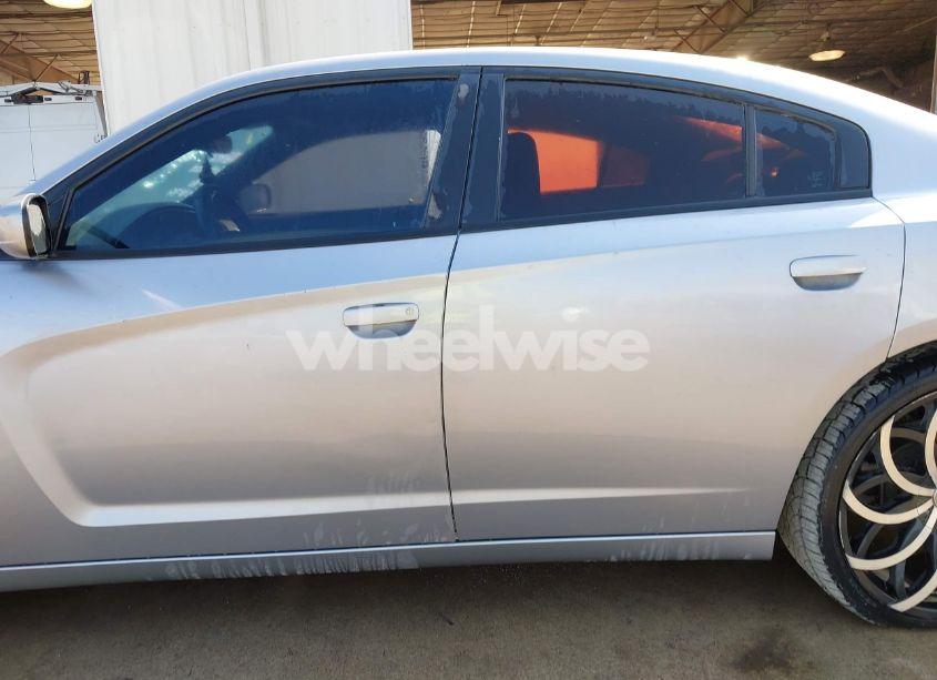 Photo 14 of 2014 Dodge Charger SE (VIN 2C3CDXBG2EH241456)