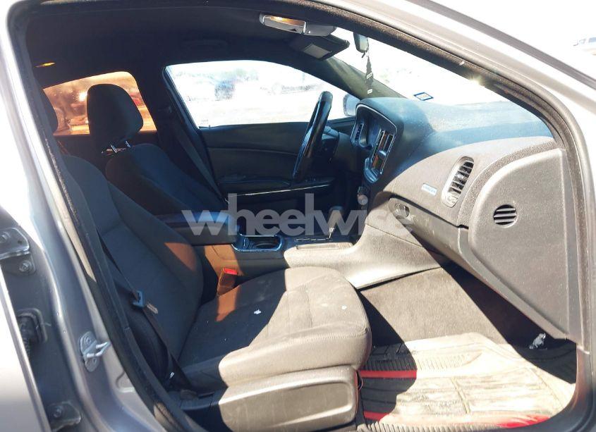 Photo 5 of 2014 Dodge Charger SE (VIN 2C3CDXBG2EH241456)