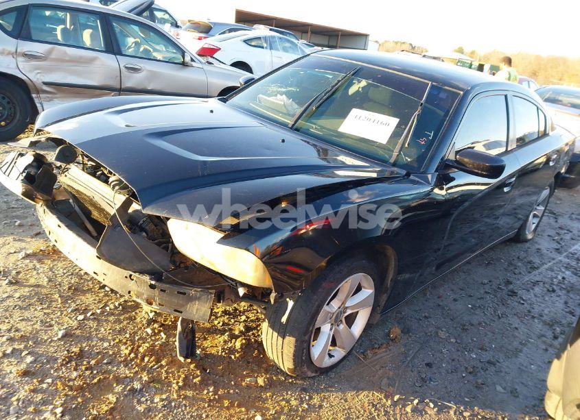 Photo 2 of 2014 Dodge Charger SE (VIN 2C3CDXBG2EH254336)