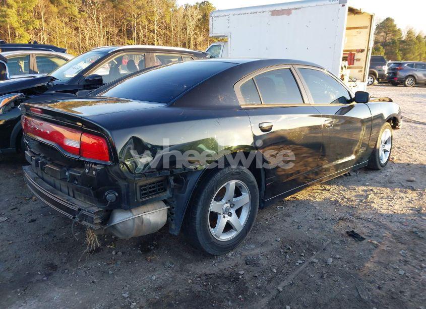 Photo 4 of 2014 Dodge Charger SE (VIN 2C3CDXBG2EH254336)
