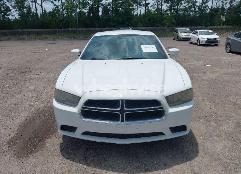 Photo 12 of 2014 Dodge Charger SE (VIN 2C3CDXBG2EH346224)