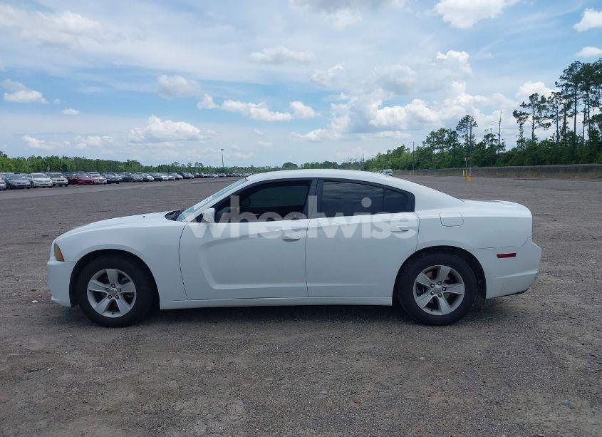 Photo 14 of 2014 Dodge Charger SE (VIN 2C3CDXBG2EH346224)
