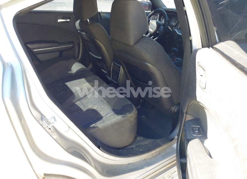 Photo 8 of 2015 Dodge Charger SE (VIN 2C3CDXBG2FH799325)