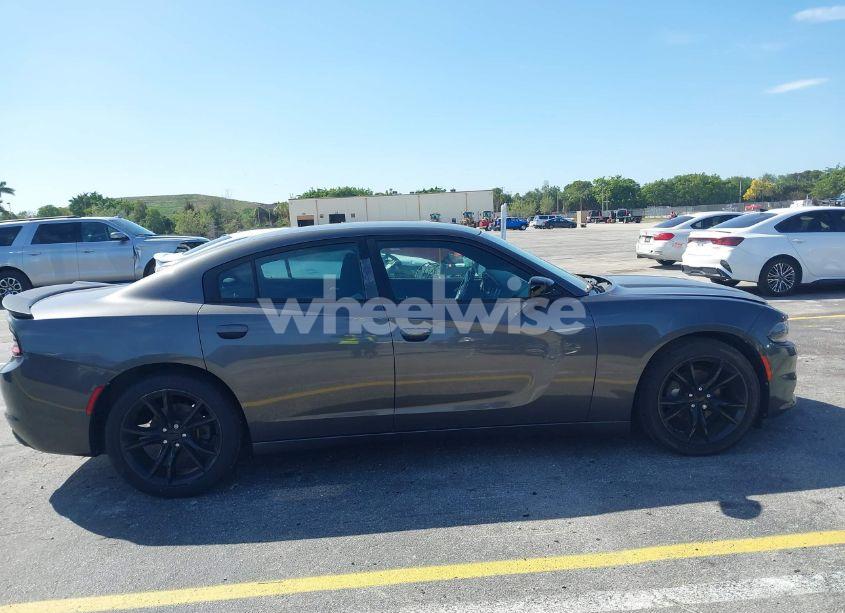 Photo 13 of 2016 Dodge Charger SE (VIN 2C3CDXBG2GH246725)