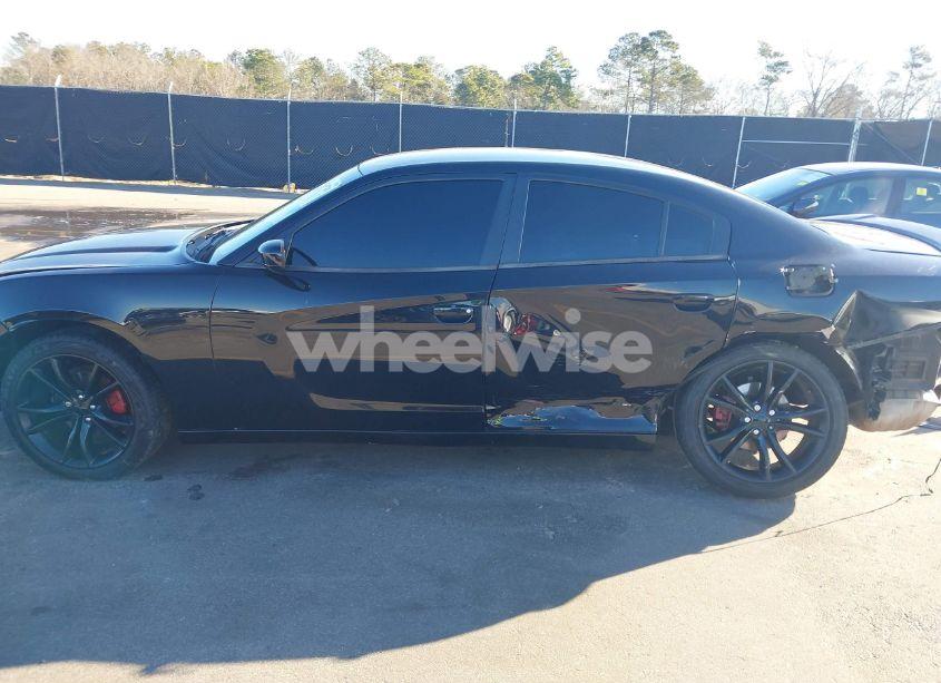 Photo 15 of 2016 Dodge Charger SE (VIN 2C3CDXBG2GH246899)