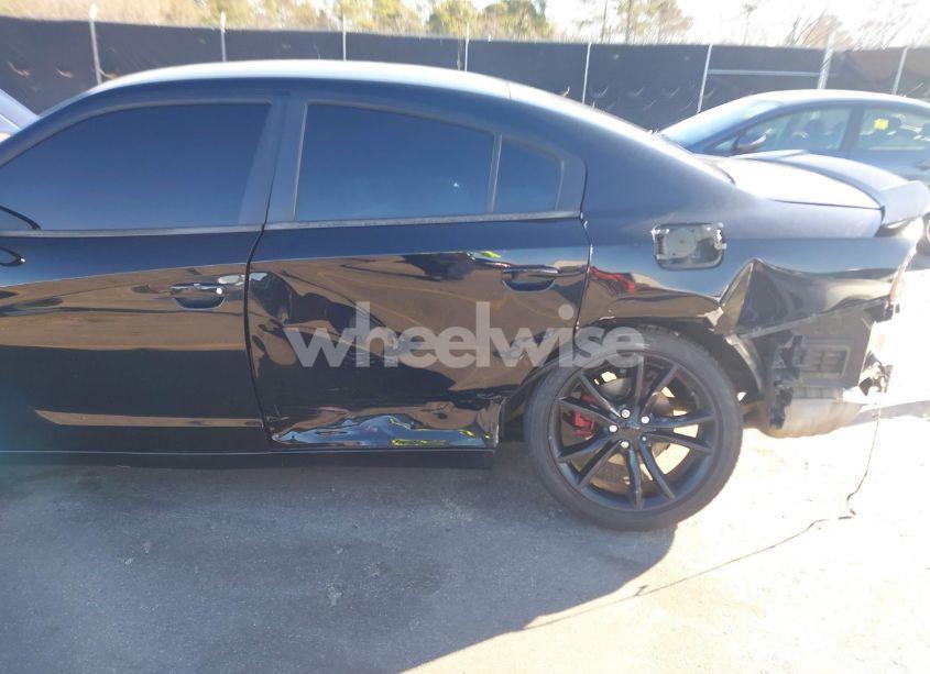 Photo 6 of 2016 Dodge Charger SE (VIN 2C3CDXBG2GH246899)