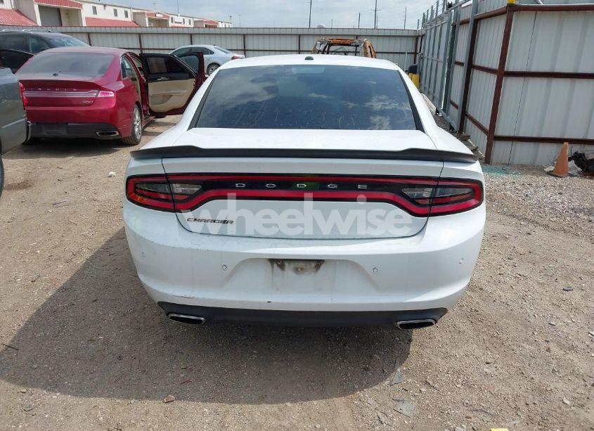 Photo 16 of 2016 Dodge Charger SE (VIN 2C3CDXBG2GH333184)