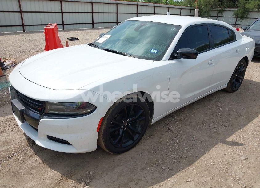 Photo 2 of 2016 Dodge Charger SE (VIN 2C3CDXBG2GH333184)