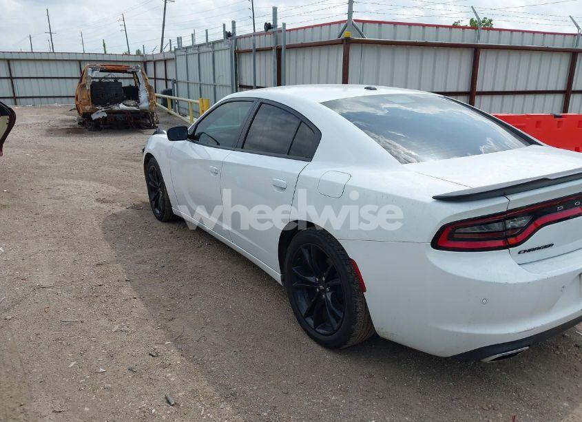 Photo 3 of 2016 Dodge Charger SE (VIN 2C3CDXBG2GH333184)