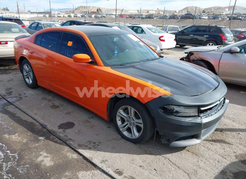 2017 Dodge Charger SE RWD (VIN 2C3CDXBG2HH503741) main photo
