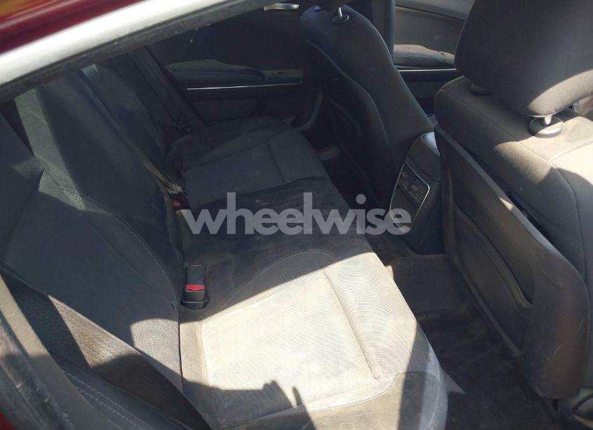 Photo 8 of 2017 Dodge Charger SE RWD (VIN 2C3CDXBG2HH581873)