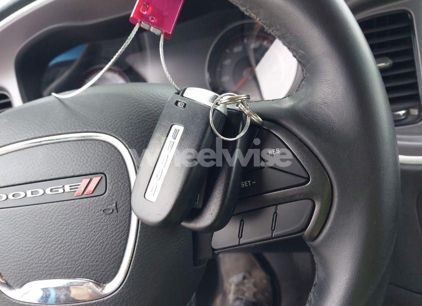 Photo 11 of 2019 Dodge Charger SXT RWD (VIN 2C3CDXBG2KH588135)