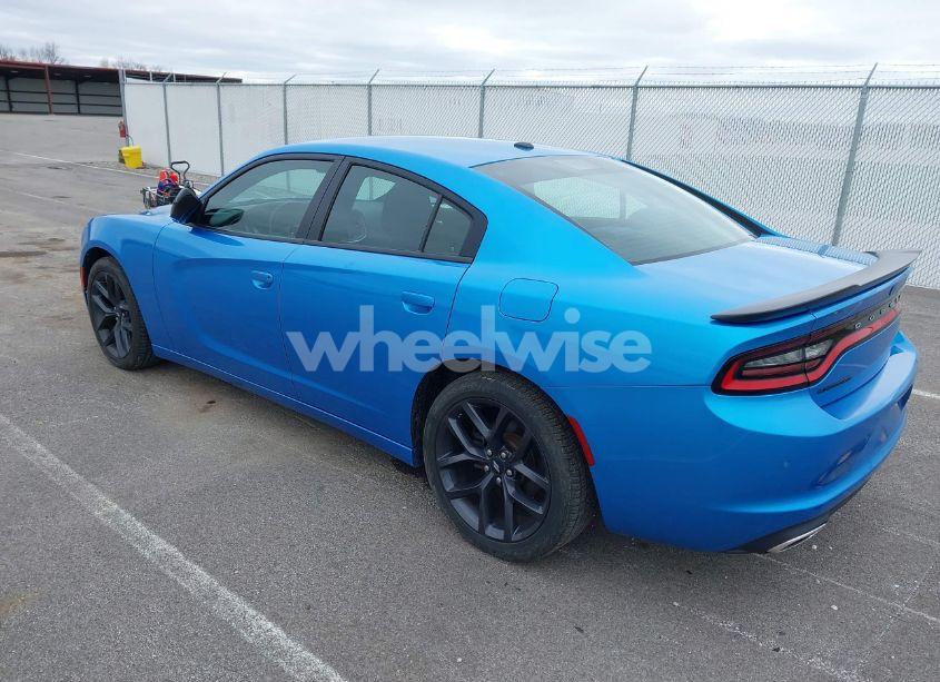 Photo 3 of 2019 Dodge Charger SXT RWD (VIN 2C3CDXBG2KH588135)