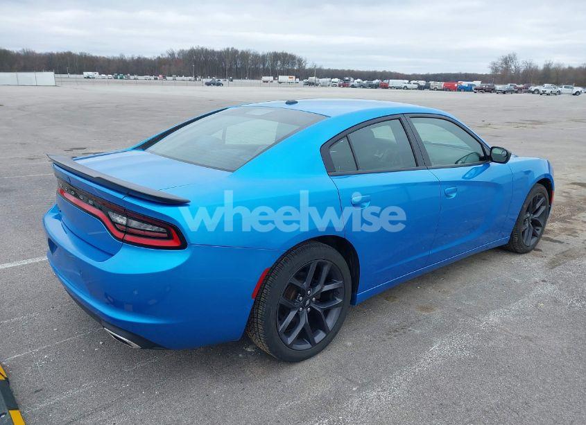 Photo 4 of 2019 Dodge Charger SXT RWD (VIN 2C3CDXBG2KH588135)