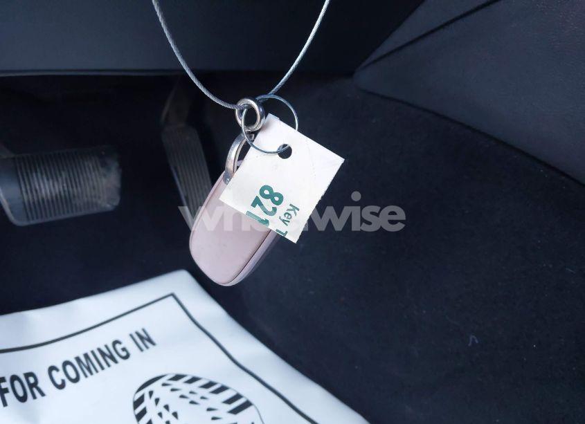 Photo 11 of 2019 Dodge Charger SXT RWD (VIN 2C3CDXBG2KH636426)