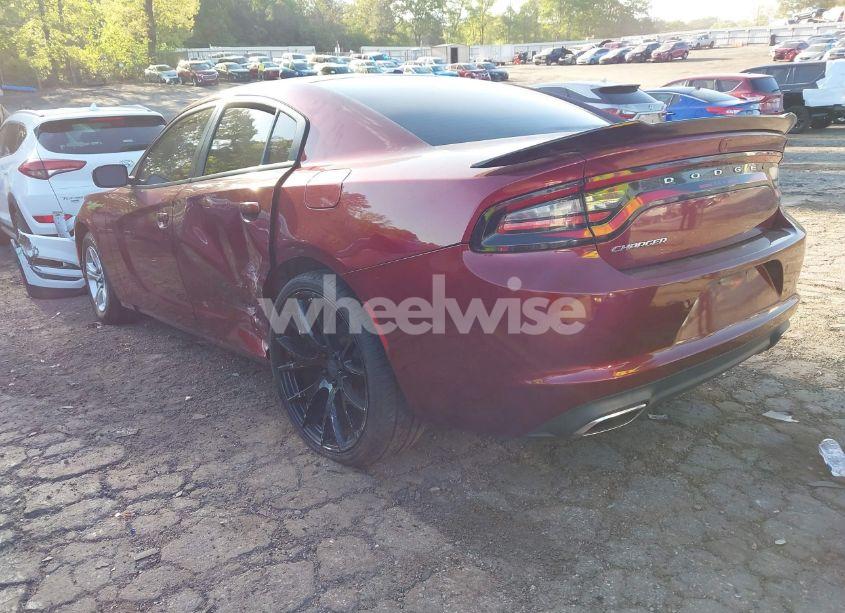Photo 3 of 2019 Dodge Charger SXT RWD (VIN 2C3CDXBG2KH636426)