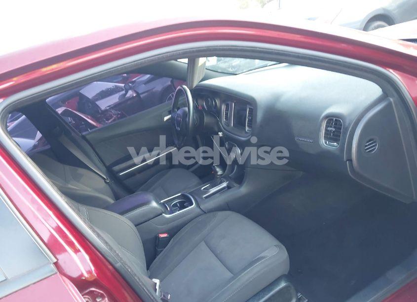 Photo 5 of 2019 Dodge Charger SXT RWD (VIN 2C3CDXBG2KH636426)