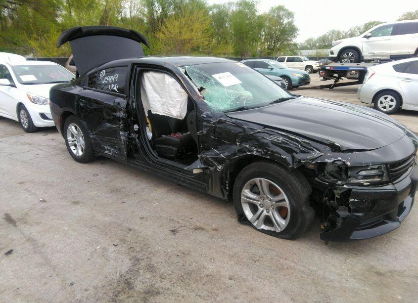 2019 Dodge Charger SXT RWD (VIN 2C3CDXBG2KH659849) main photo