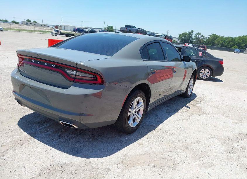 Photo 4 of 2019 Dodge Charger SXT RWD (VIN 2C3CDXBG2KH664601)