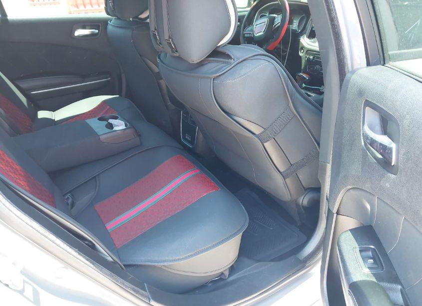 Photo 8 of 2019 Dodge Charger SXT RWD (VIN 2C3CDXBG2KH664601)