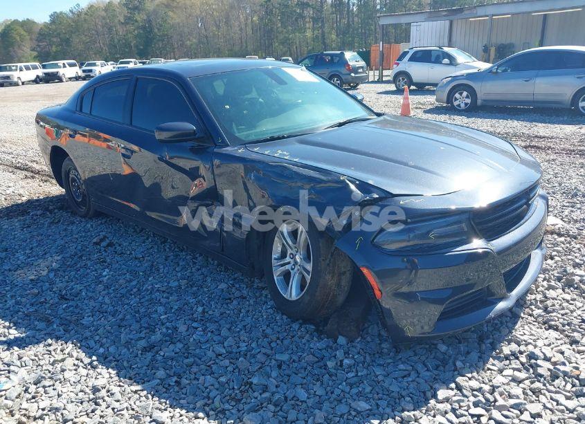 2019 Dodge Charger SXT RWD (VIN 2C3CDXBG2KH695976) main photo